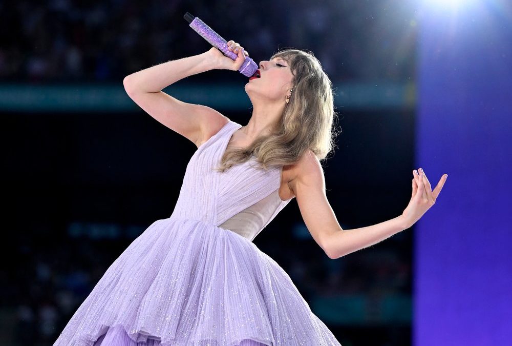 Taylor Swift: „Eras Tour“-Ballkleid wird im Museum ausgestellt