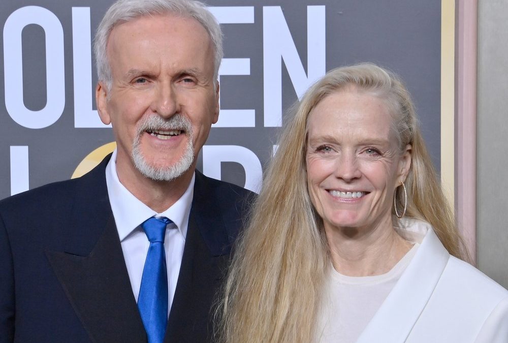 James Cameron wird Neuseeländer und stellt sich gegen Donald Trump