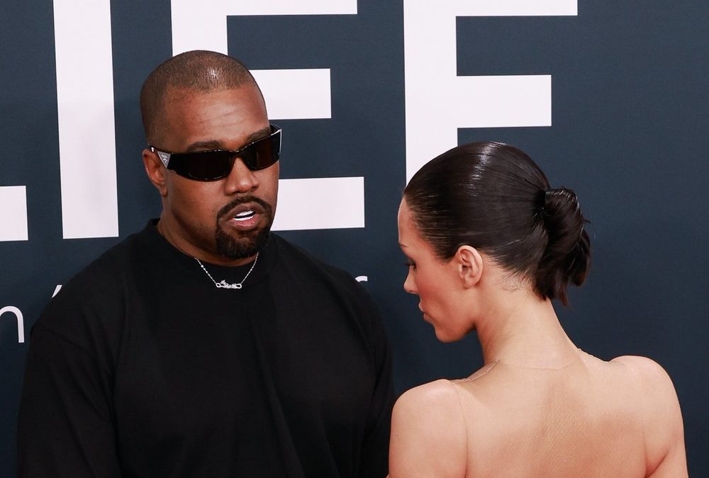 Kanye West und seine Frau sorgen für Nackt-Skandal bei den Grammys