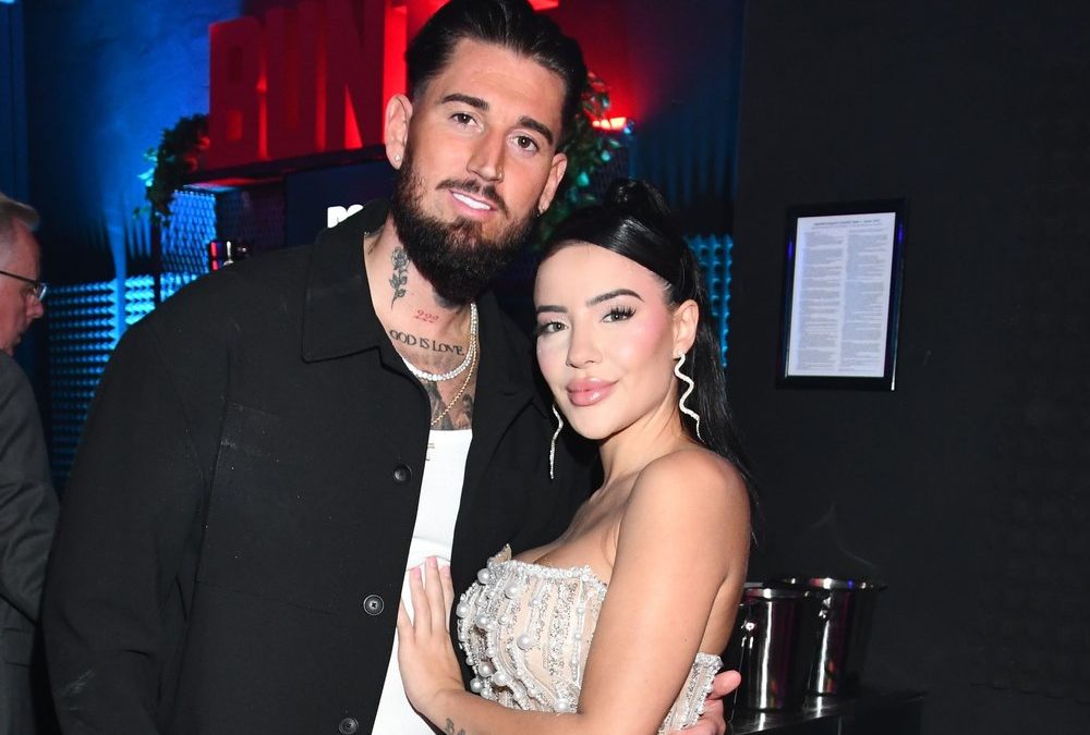 Mike Heiter und Leyla Lahouar heiraten im Live-Stream