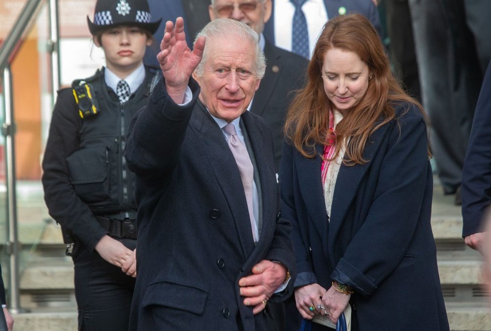 König Charles III. zeigt sich ein Jahr nach Krebsdiagnose in London