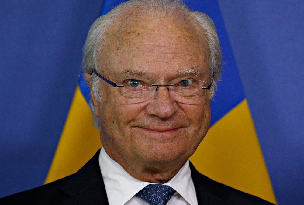 Palast veröffentlicht nostalgische Jugendfotos von König Carl Gustaf
