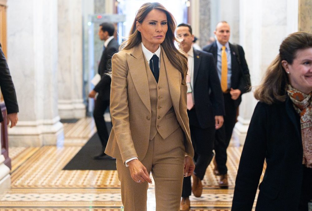 Melania Trump absolviert ersten Solo-Auftritt seit Amtseinführung