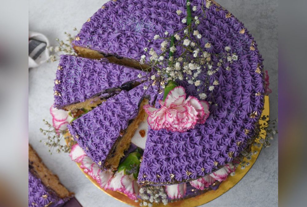 Süße Versuchung: Edle Vanilletorte mit Lavendel-Frosting