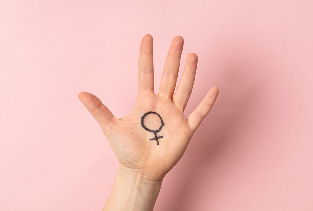 Mikrofeminismus: Wie der Feminismus „to go“ funktioniert