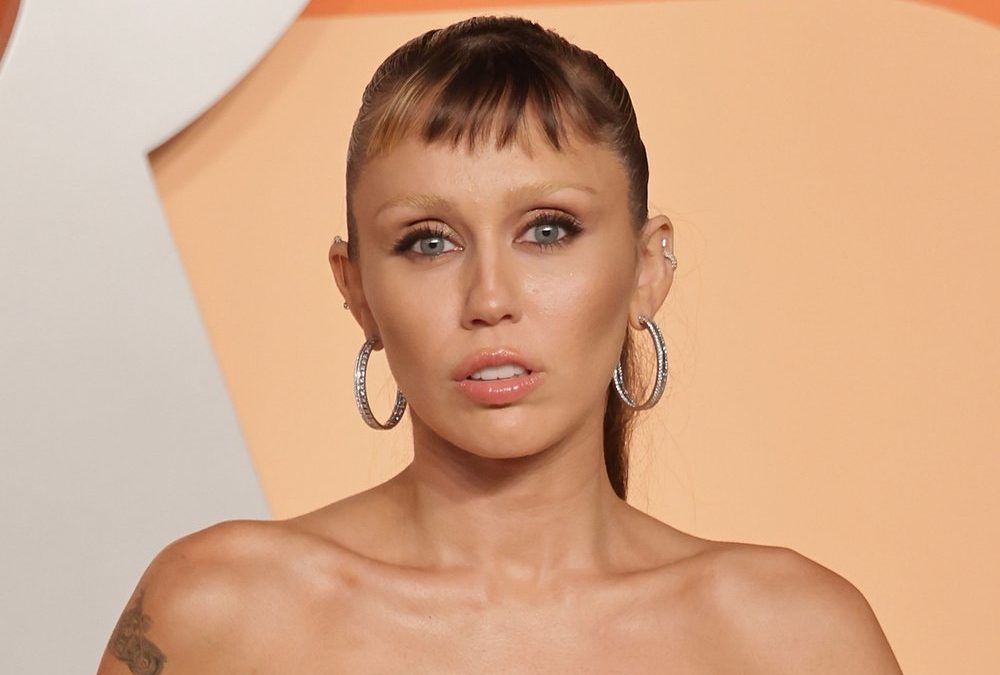 „Flowers“: Miley Cyrus kann Plagiatsklage wohl nicht abwenden