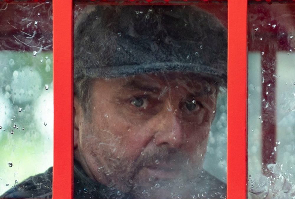 „Bergdoktor“ auf Abwegen: Hans Sigl im Thriller „Flucht aus Lissabon“