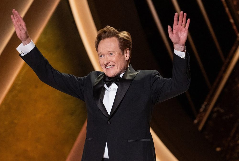 Conan O’Brien moderiert auch die Oscar-Verleihung 2026