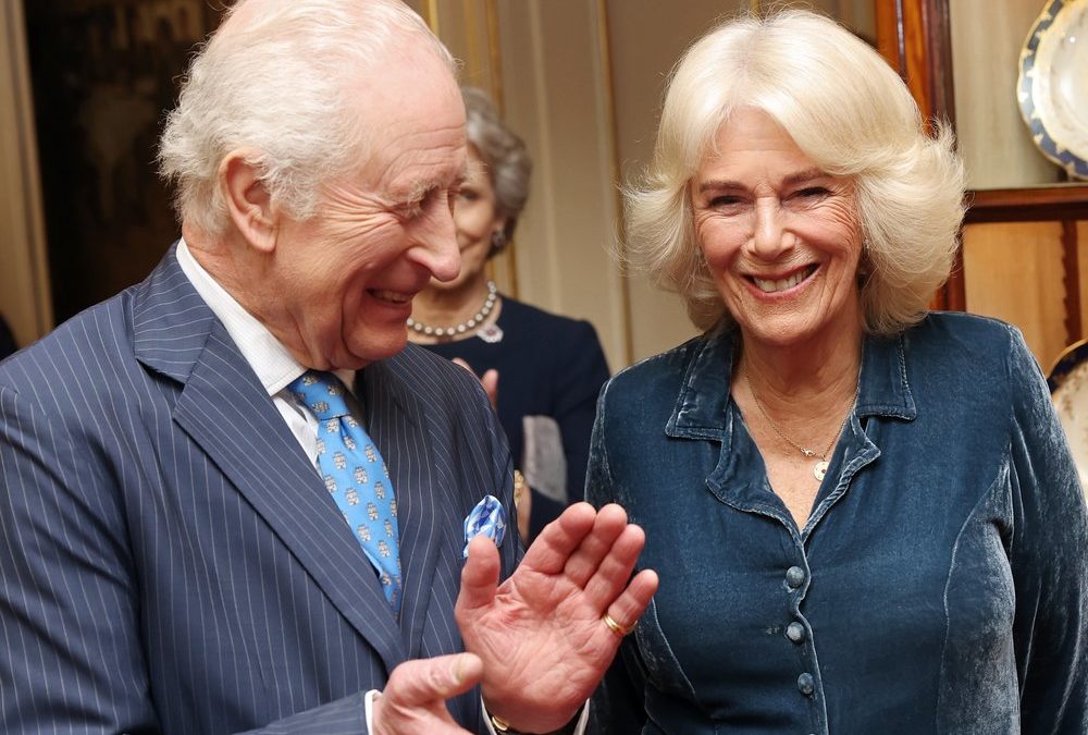Dafür applaudiert König Charles seiner Camilla