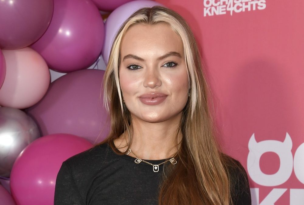 Bauernhof-Premiere: Cheyenne Ochsenknecht bringt allein Lamm zur Welt