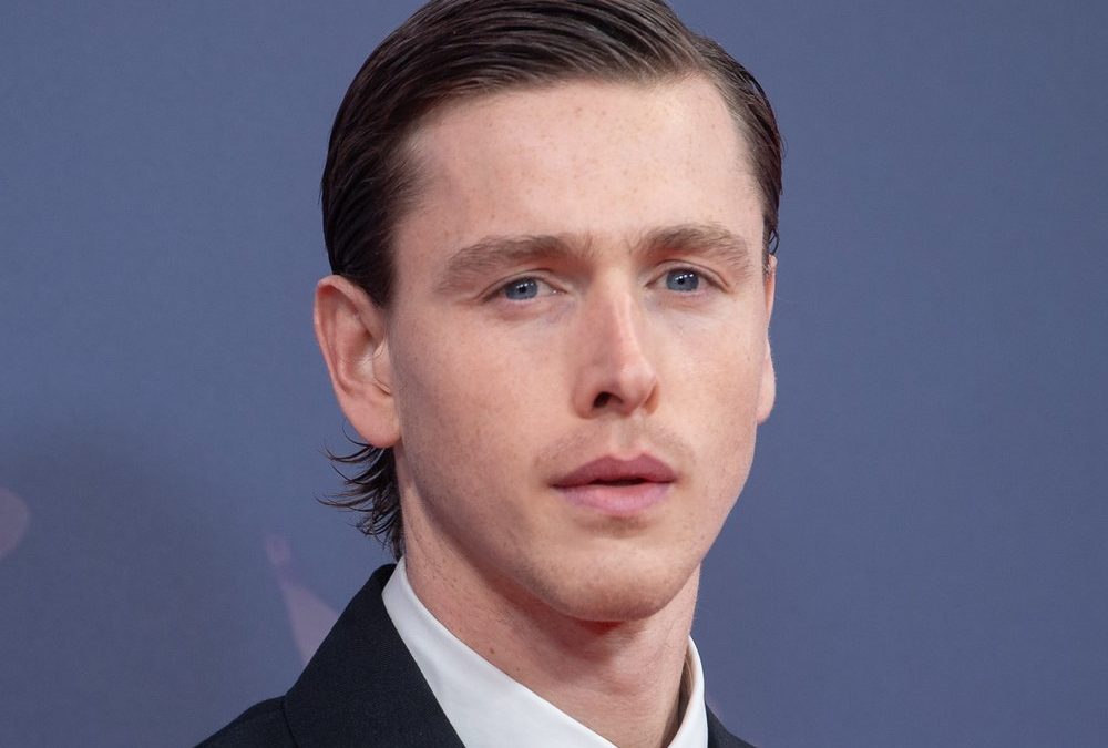 Große Aufgabe für Harris Dickinson: Er wird zu John Lennon