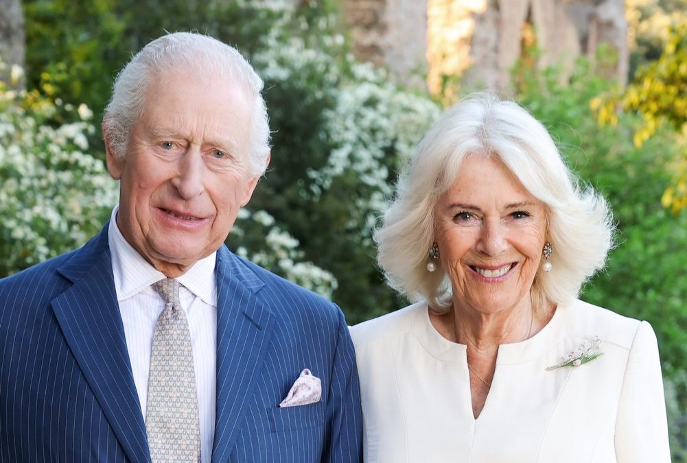 „20 glückliche Jahre“: Bezaubernde Bildershow von Charles und Camilla