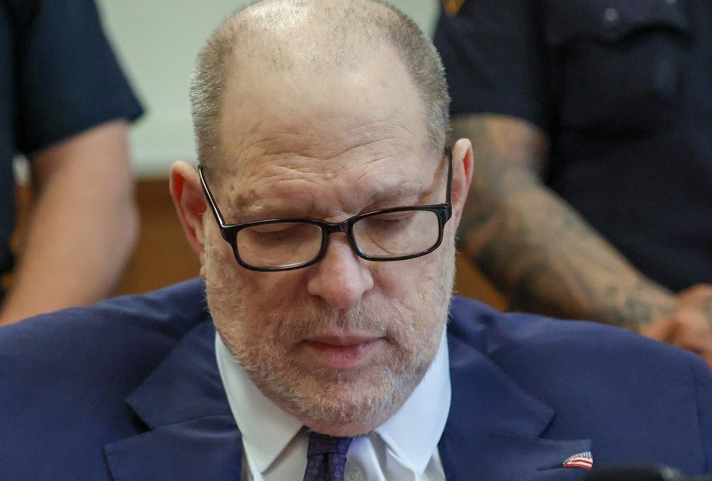 Prozess läuft: Harvey Weinstein bleibt vorerst im Krankenhaus