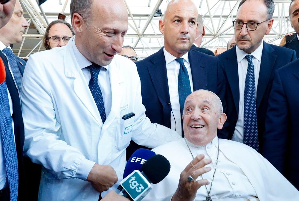 Papst Franziskus: Arzt berichtet von letzten Stunden