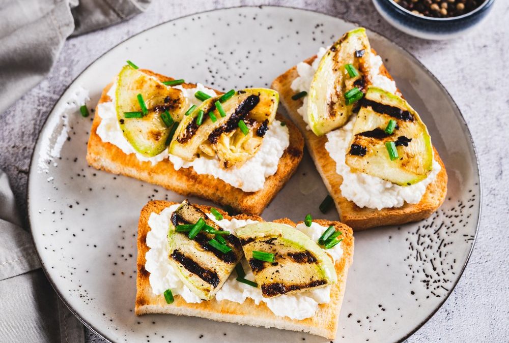 Bruschetta mal anders: Zucchini und Ricotta statt Tomaten und Öl