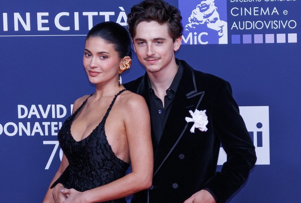 Kylie Jenner und Timothée Chalamet erstmals auf rotem Teppich als Paar