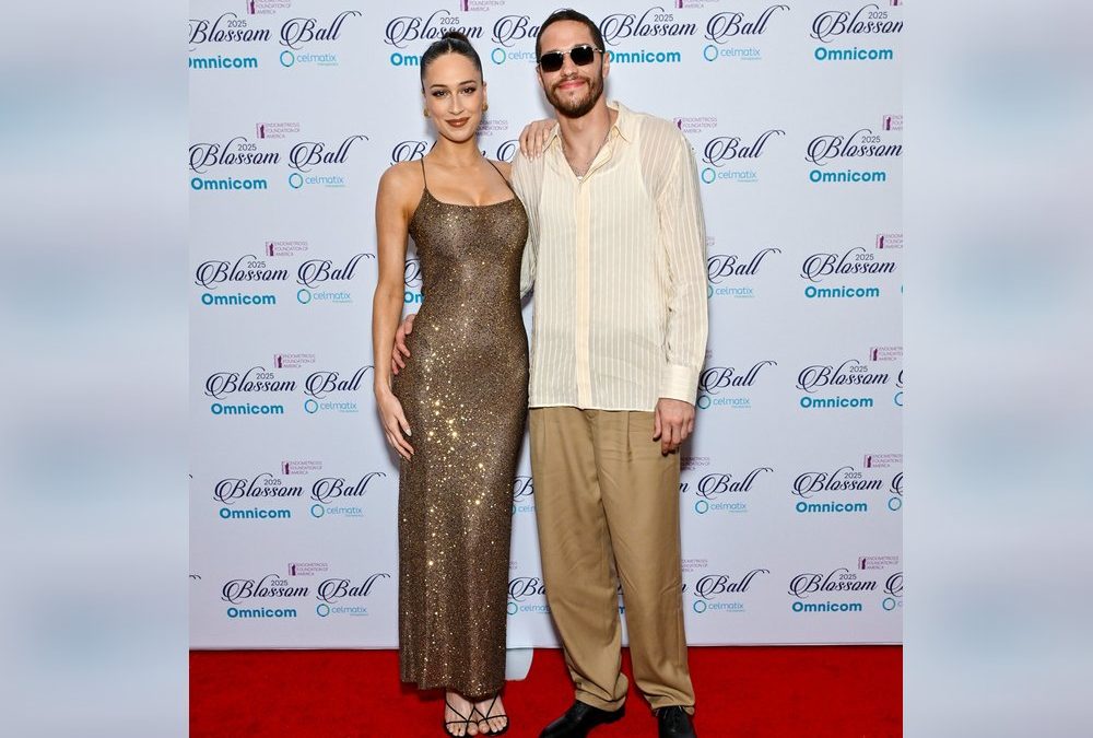 Pete Davidson feiert Red-Carpet-Debüt mit neuer Freundin Elsie Hewitt