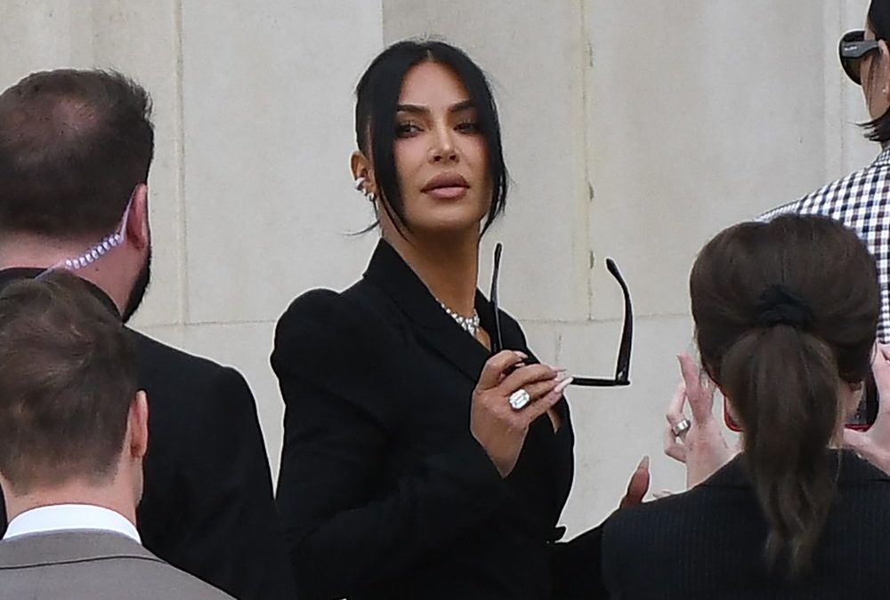 Kim Kardashian hat ihr Jurastudium abgeschlossen