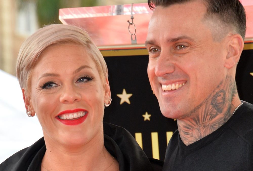 Carey Hart entschuldigt sich bei Pink nach OP
