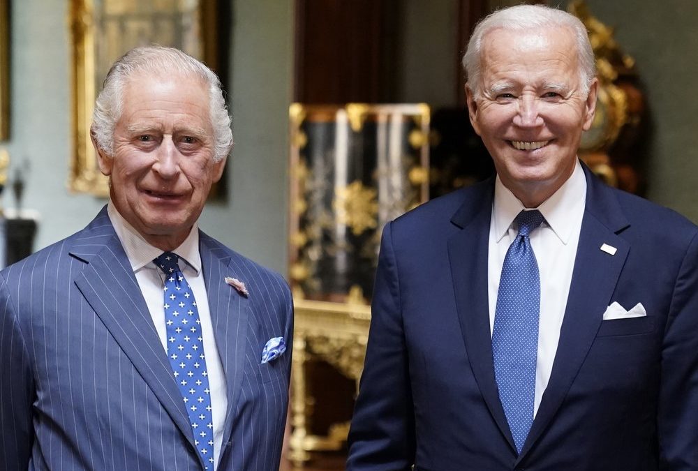 König Charles III. schickt privaten Brief an krebskranken Joe Biden