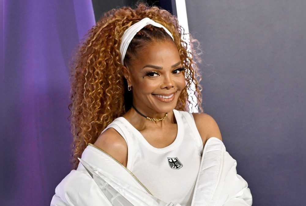 American Music Awards: Janet Jackson überrascht mit dem Bundesadler