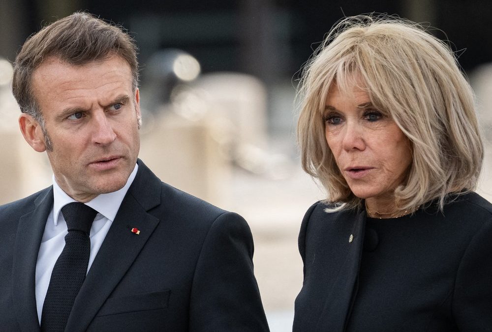 Emmanuel Macron: Élysée-Palast reagiert auf angebliches Schubs-Video