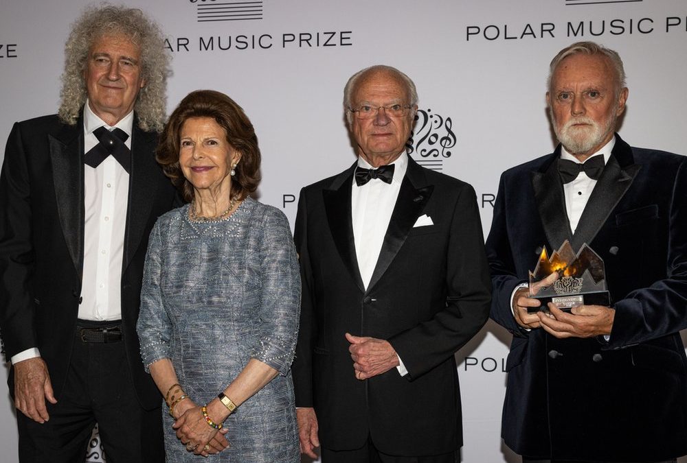 König Carl Gustaf ehrt Queen-Musiker mit Polar Music Prize