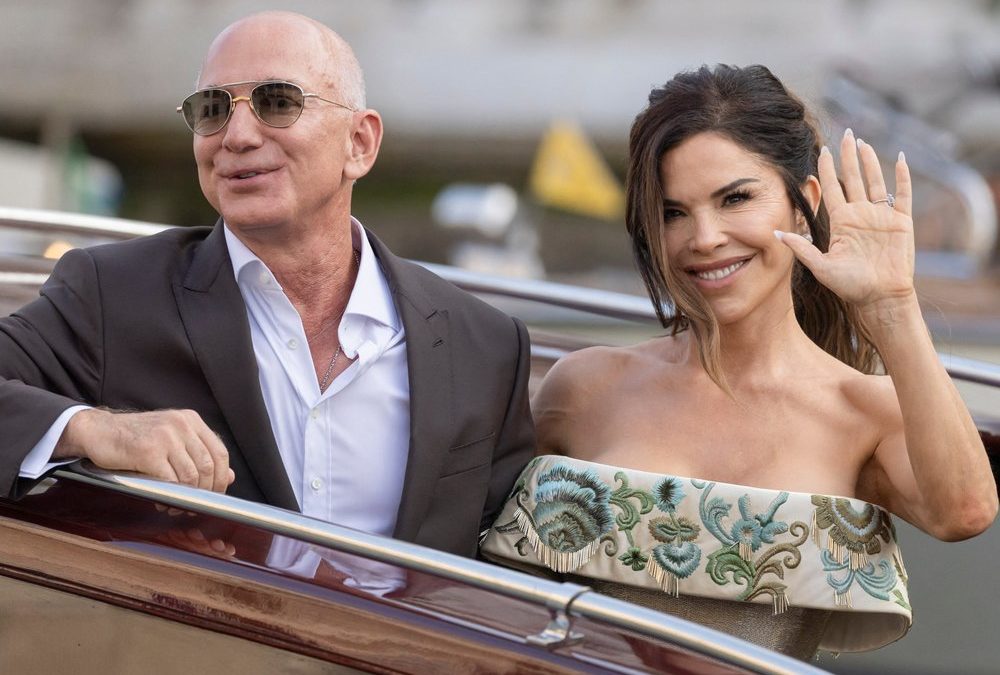 Zur Hochzeit: Jeff Bezos schenkt Lauren Sánchez extrem teure Halskette