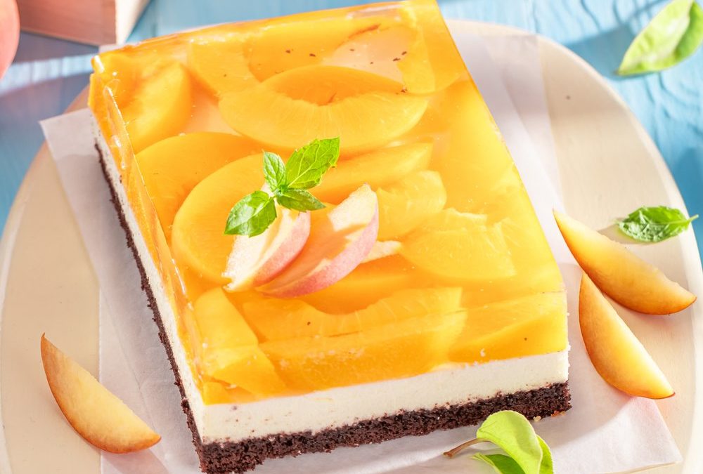 Fruchtig, cremig, unwiderstehlich: Pfirsichkuchen vom Blech