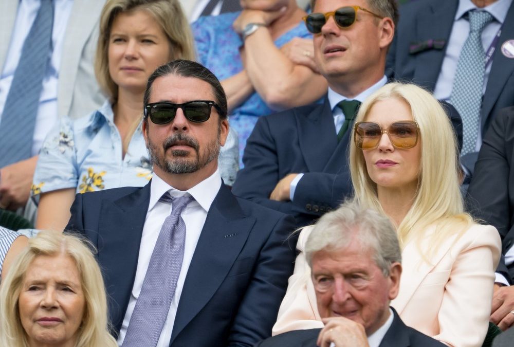 Dave Grohl und Ehefrau zeigen sich erstmals seit Seitensprung-Baby