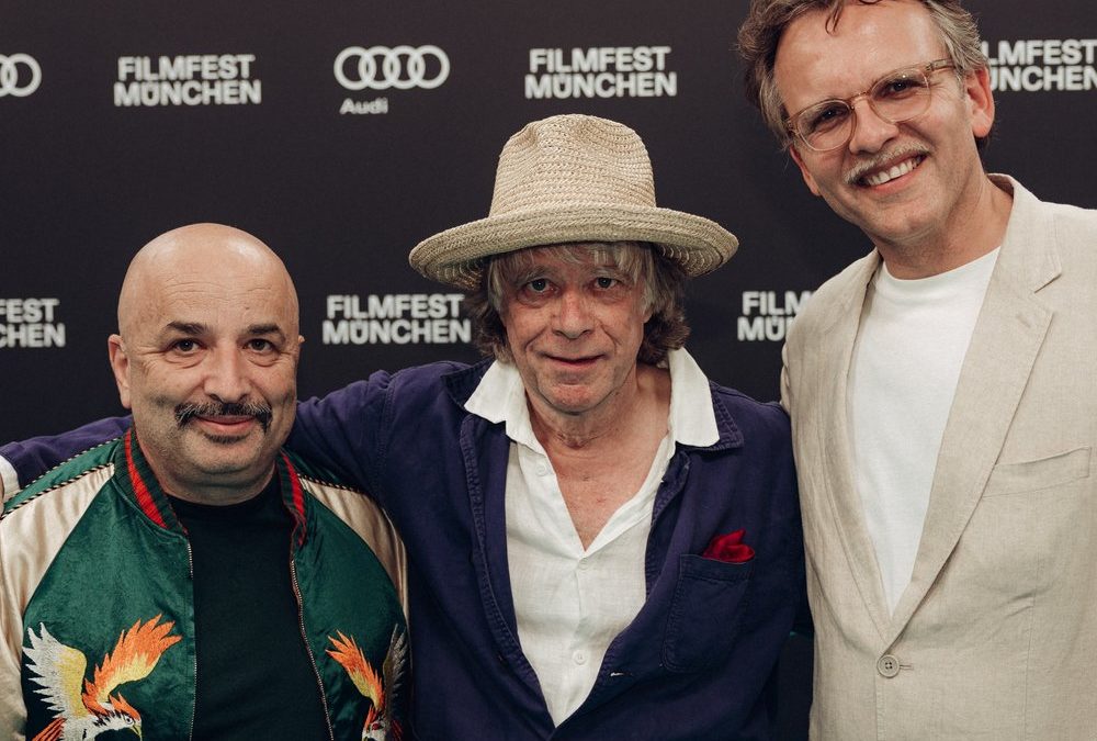 Doku „The Klimperclown“: Helge Schneiders Geschenk zum 70. Geburtstag