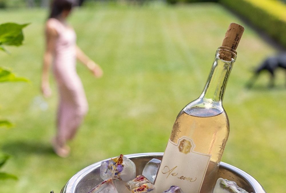 Herzogin Meghan: Erster Rosé in unter einer Stunde ausverkauft