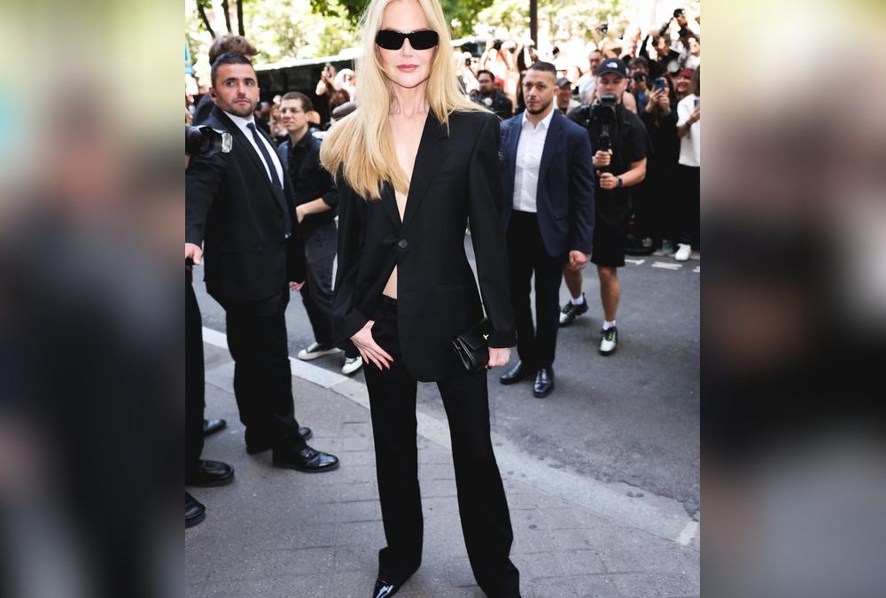 Nicole Kidman: Gewagter Auftritt bei Paris Fashion Week