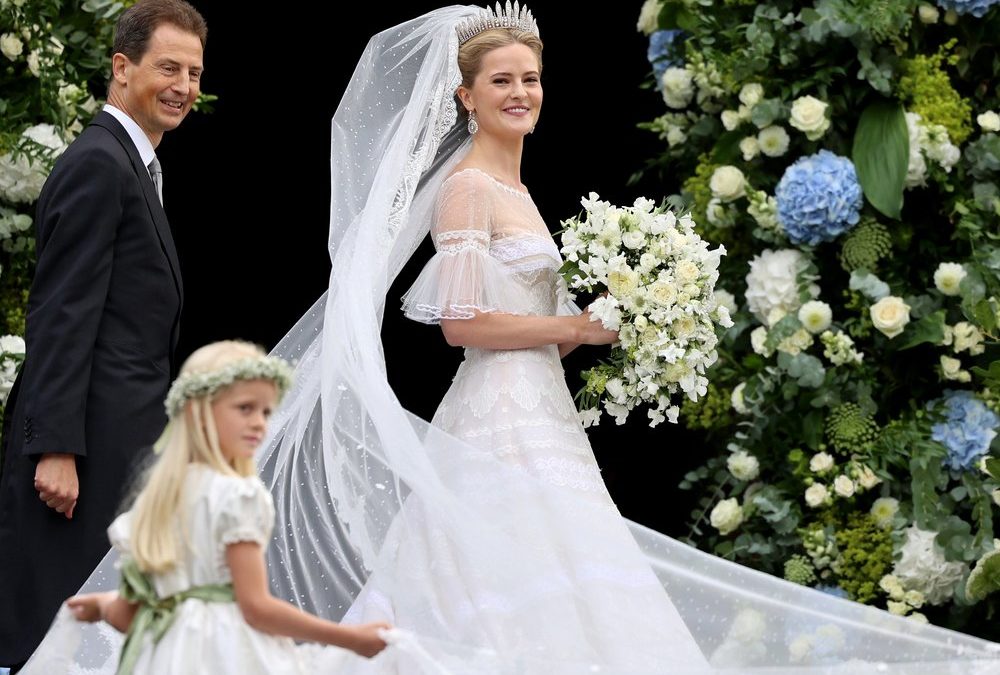 Prinzessin Marie Caroline als bezaubernde Braut mit Habsburg-Tiara