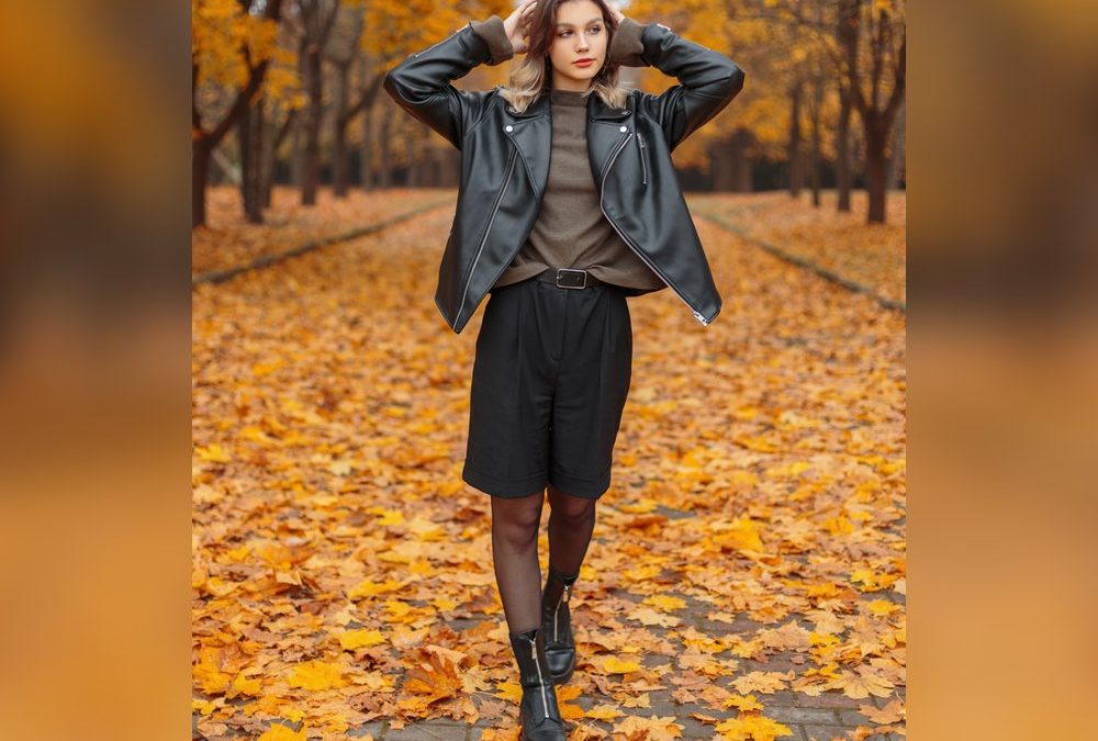Bereit für die kühlen Tage: Sommerteile herbsttauglich stylen