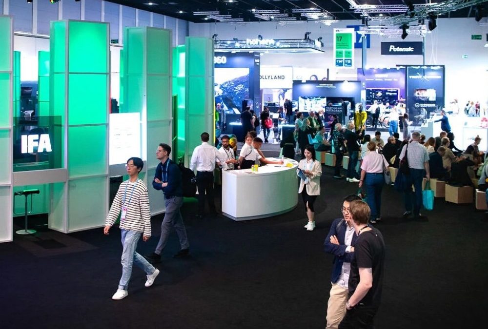 Entertainment auf der IFA 2025: Ein Filmabend am Lagerfeuer