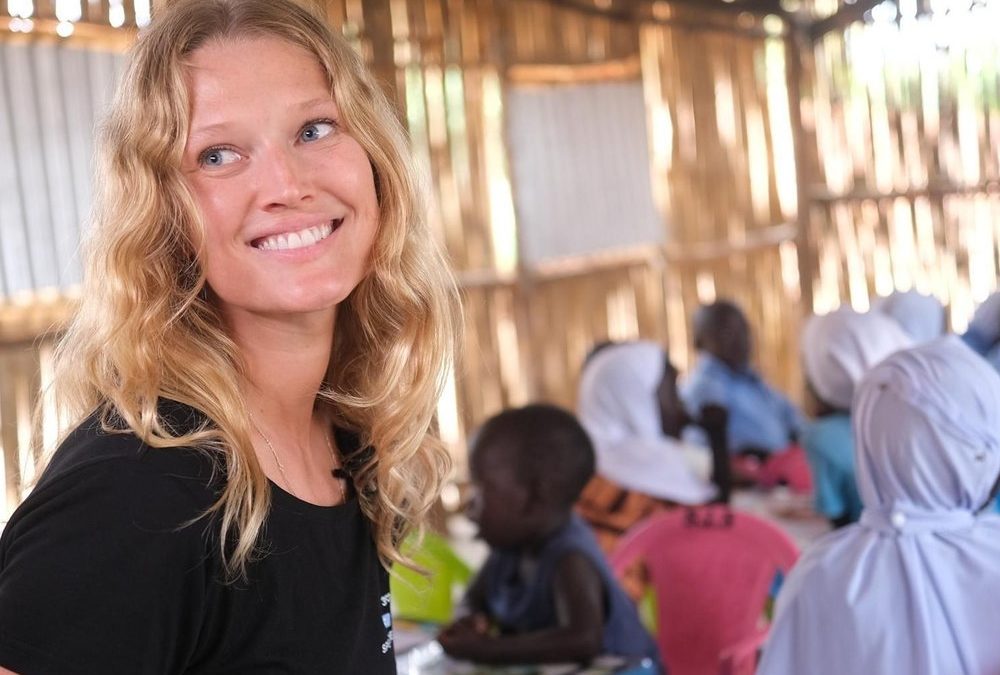 Toni Garrn kämpft mit „Stiftung RTL“ für Schulbau in Uganda