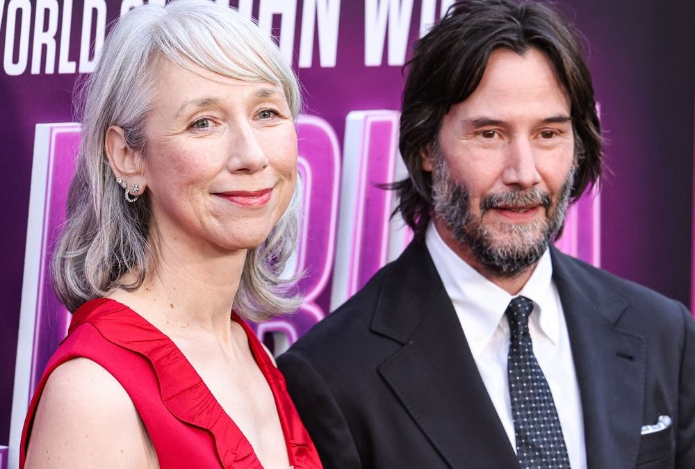 Keine Hochzeit mit Keanu Reeves: Alexandra Grant postet dafür Kussfoto