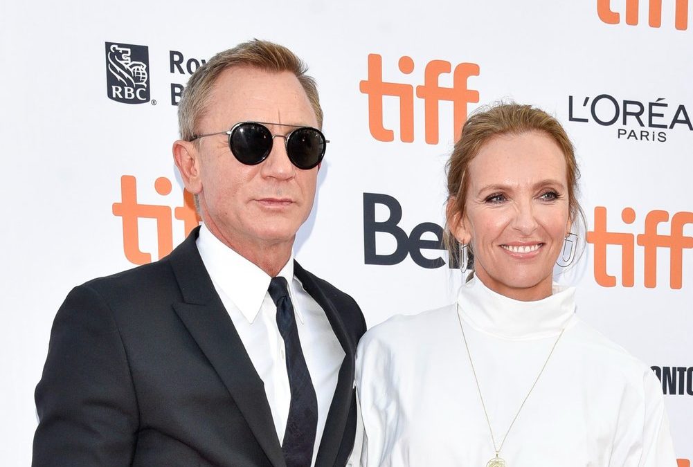 Toni Collette: „Wake Up Dead Man“ besser als ihre eigener „Knives Out“