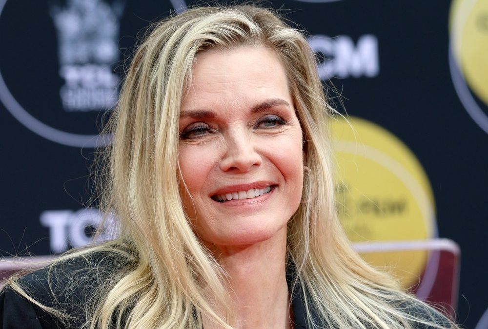 Michelle Pfeiffer verrät: Sie ist zum ersten Mal Großmutter geworden