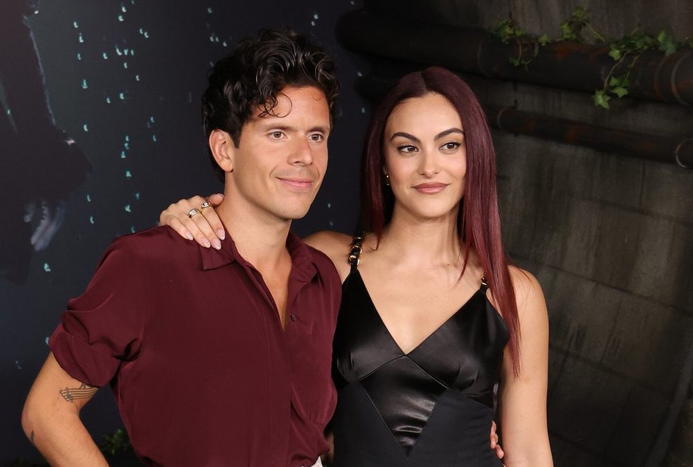 Camila Mendes ist verlobt: „Riverdale“-Stars gratulieren