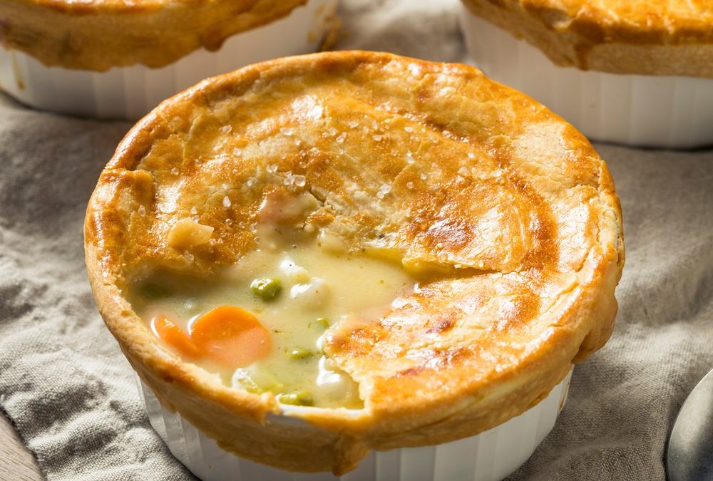 Traditionelle Chicken Pot Pies im Mini-Format