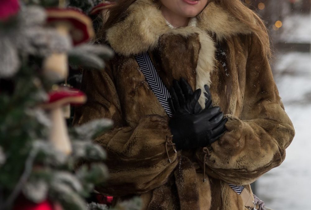 Weihnachtsmarkt-Outfit: Styling-Tipps für frostige Wintertage