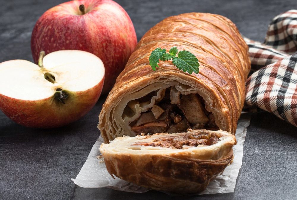 Knuspriger Bratapfelstrudel für die Winterzeit