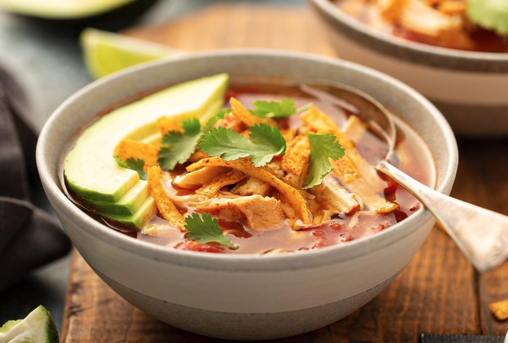 Mexikanische Tortillasuppe: Ein feurig-aromatischer Klassiker