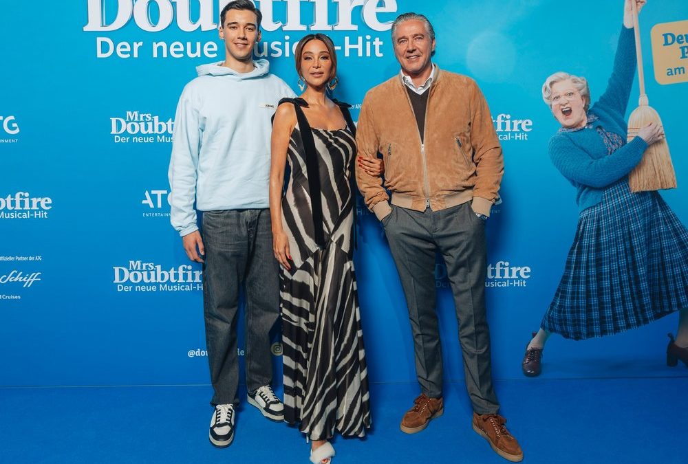 Verona Pooth: Musical-Premiere mit der Familie – nur Rocco fehlt