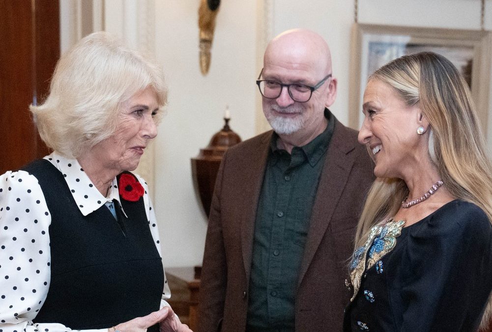 „SATC“-Ikone Sarah Jessica Parker feiert mit Queen Camilla in London