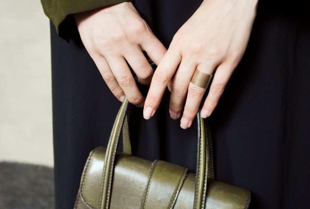 Nicht nur bei Jacken: Olivgrün ist jetzt wieder voll im Trend