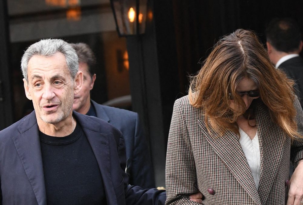 Raus aus dem Gefängnis: Nicolas Sarkozy geht mit Carla Bruni zum Essen