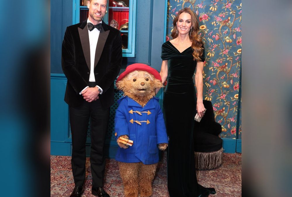 Prinz William und Prinzessin Kate treffen Paddington Bär